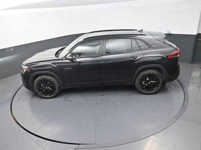 2026 Volkswagen Atlas Cross Sport 2.0T SEL R-Line Black