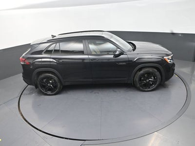 2026 Volkswagen Atlas Cross Sport 2.0T SEL R-Line Black