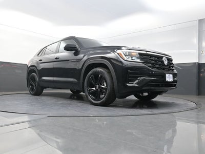 2026 Volkswagen Atlas Cross Sport 2.0T SEL R-Line Black