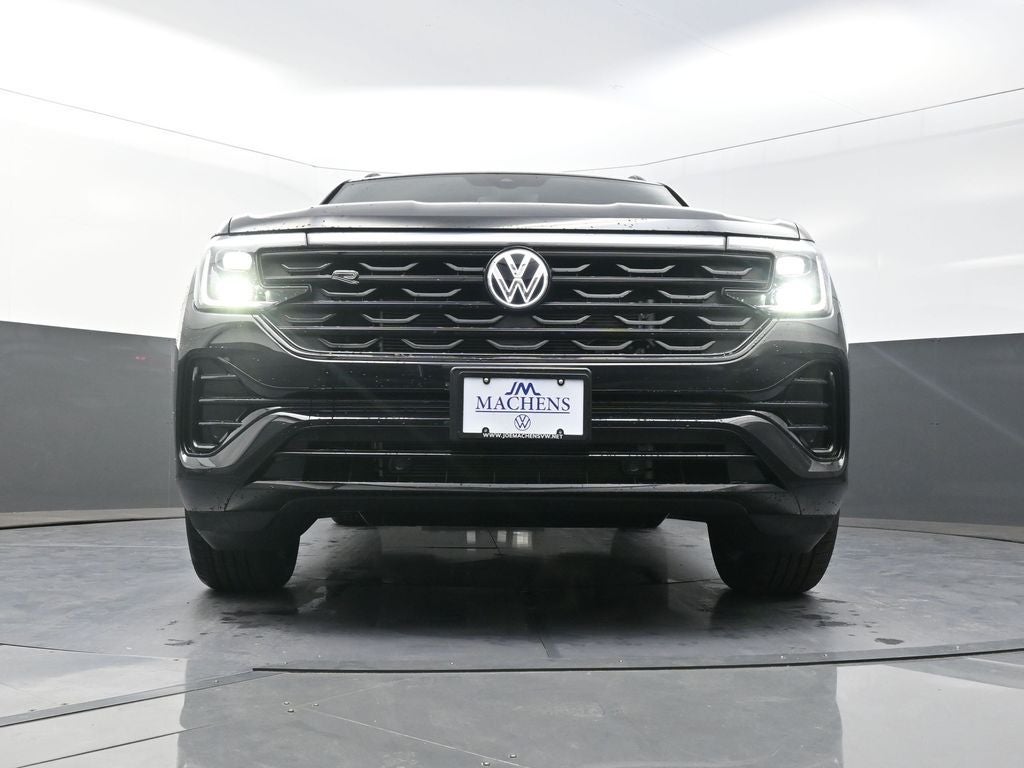 2026 Volkswagen Atlas Cross Sport 2.0T SEL R-Line Black