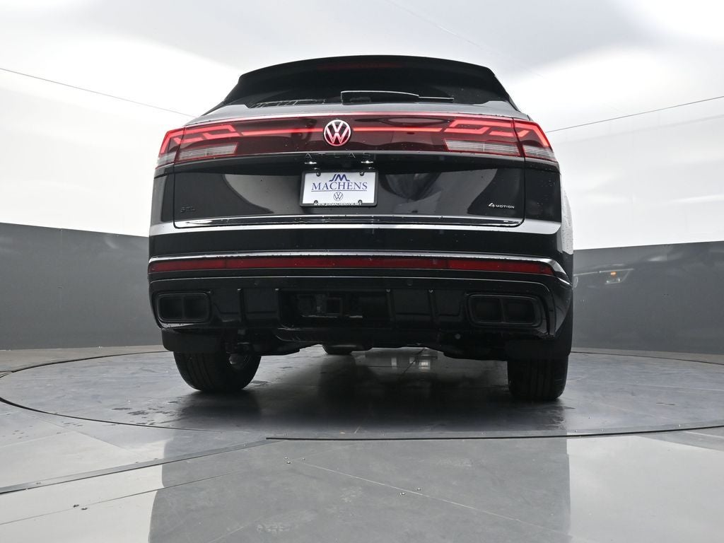 2026 Volkswagen Atlas Cross Sport 2.0T SEL R-Line Black