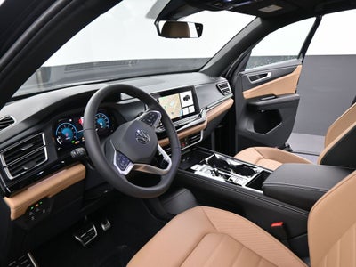 2026 Volkswagen Atlas Cross Sport 2.0T SEL R-Line Black