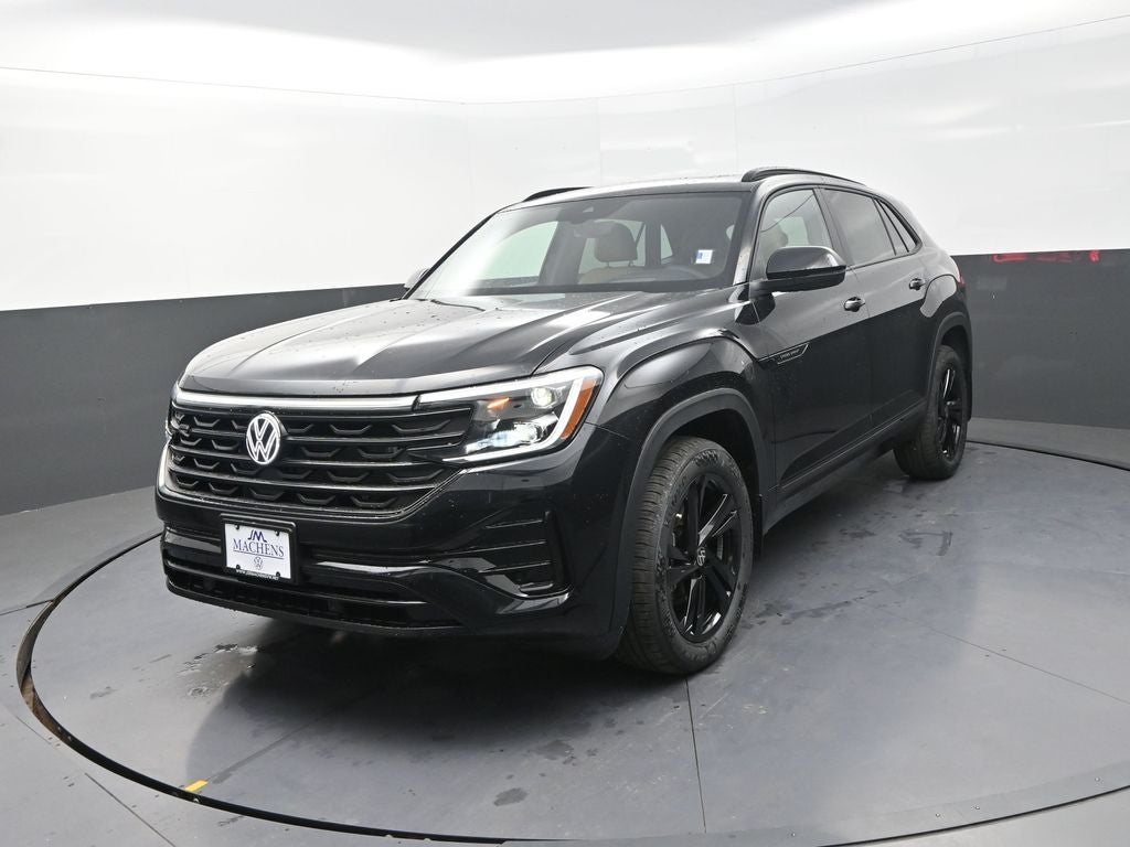 2026 Volkswagen Atlas Cross Sport 2.0T SEL R-Line Black