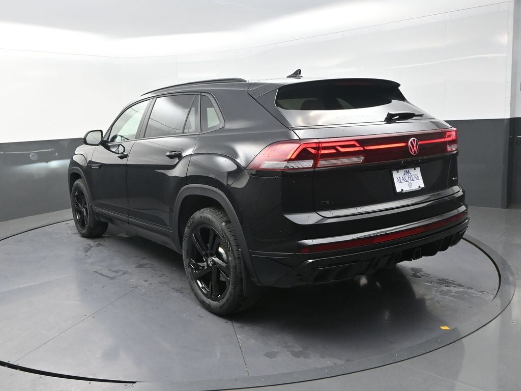 2026 Volkswagen Atlas Cross Sport 2.0T SEL R-Line Black