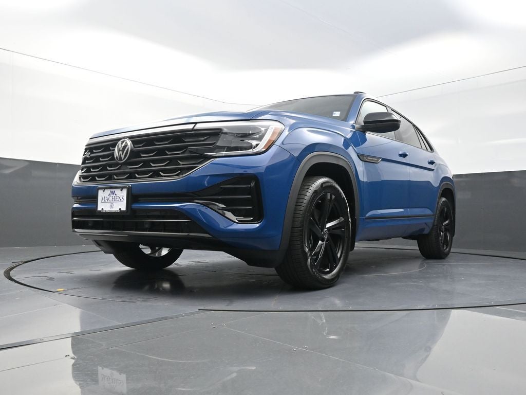 2026 Volkswagen Atlas Cross Sport 2.0T SEL R-Line Black
