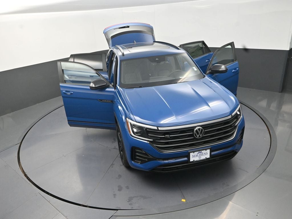 2026 Volkswagen Atlas Cross Sport 2.0T SEL R-Line Black