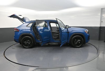 2026 Volkswagen Atlas Cross Sport 2.0T SEL R-Line Black