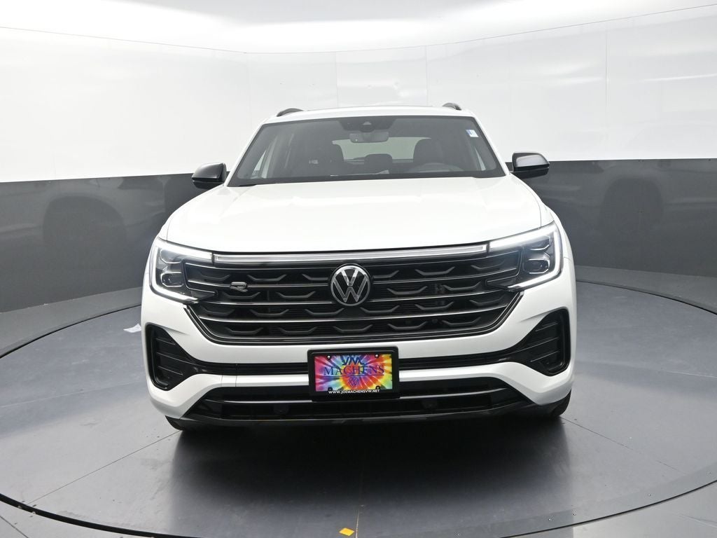 2026 Volkswagen Atlas Cross Sport 2.0T SEL R-Line Black