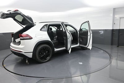 2026 Volkswagen Atlas Cross Sport 2.0T SEL R-Line Black