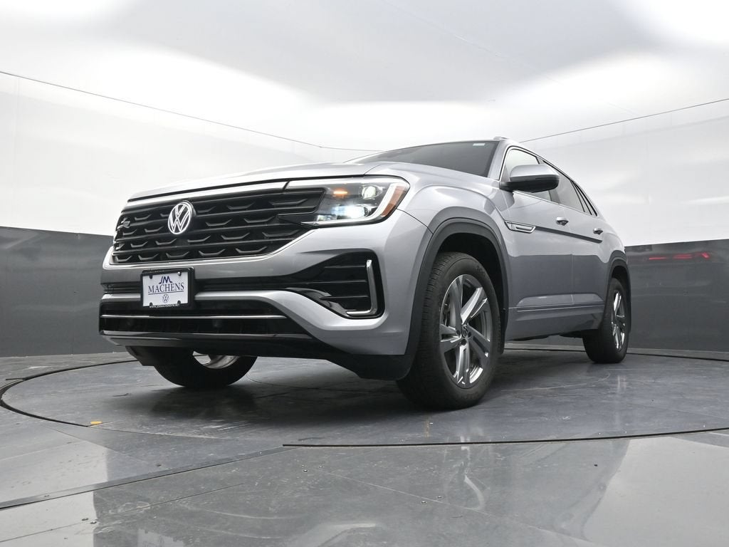 2024 Volkswagen Atlas Cross Sport 2.0T SEL R-Line