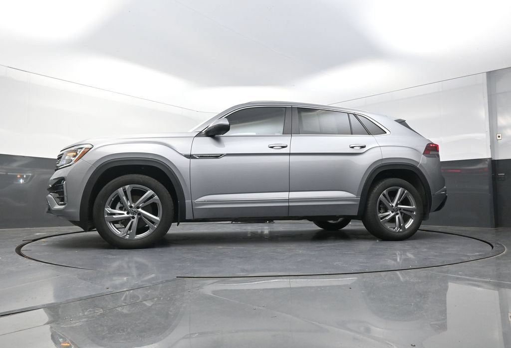 2024 Volkswagen Atlas Cross Sport 2.0T SEL R-Line