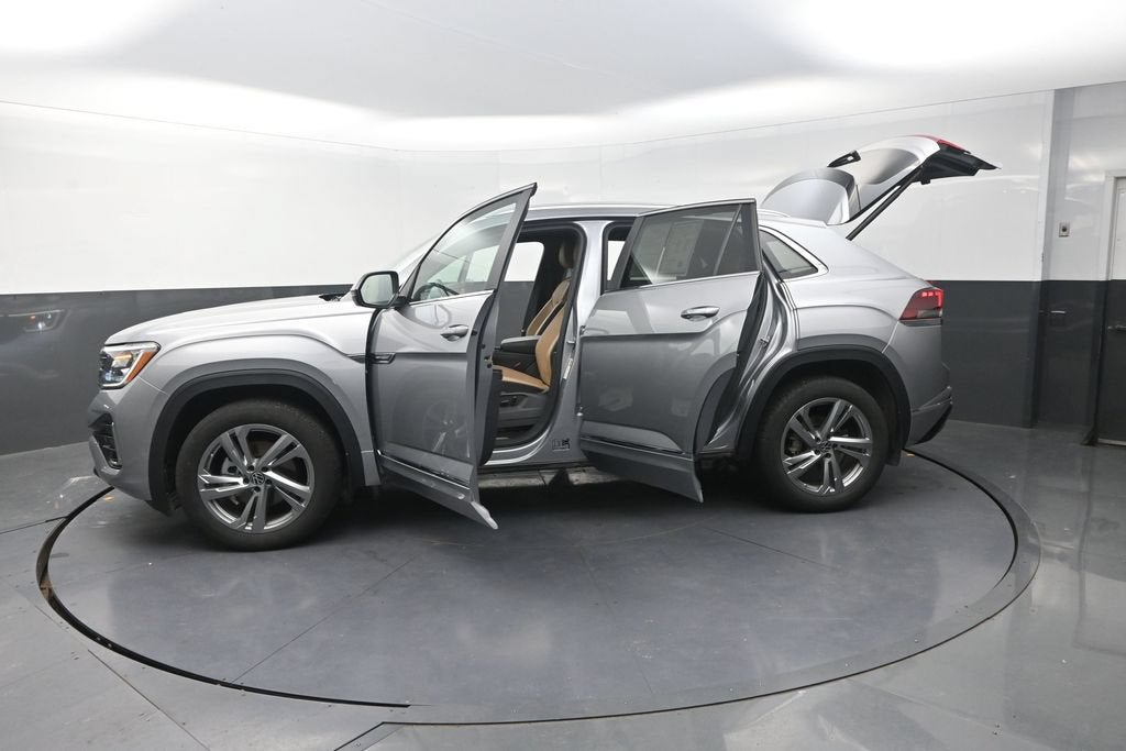 2024 Volkswagen Atlas Cross Sport 2.0T SEL R-Line