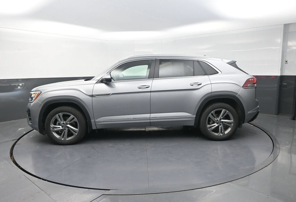 2024 Volkswagen Atlas Cross Sport 2.0T SEL R-Line