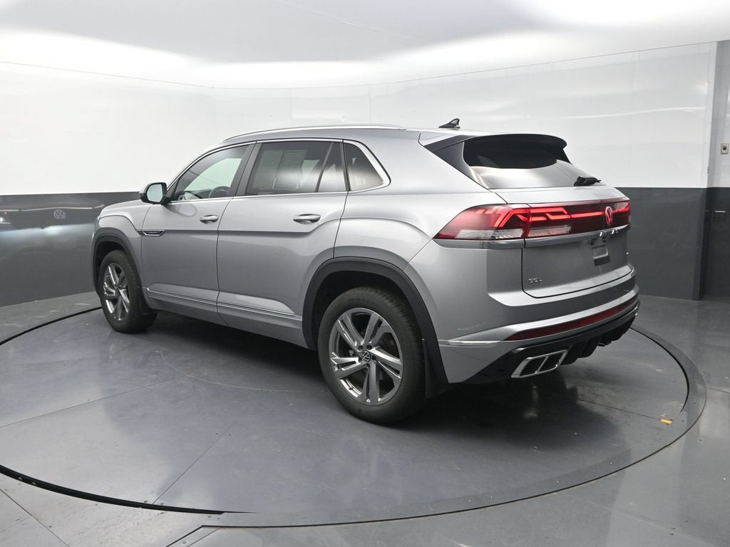 2024 Volkswagen Atlas Cross Sport 2.0T SEL R-Line