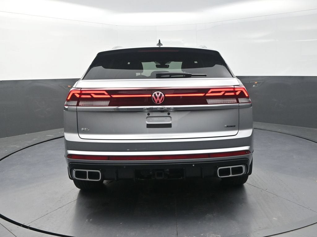 2024 Volkswagen Atlas Cross Sport 2.0T SEL R-Line