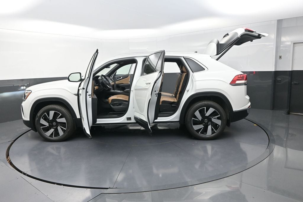 2026 Volkswagen Atlas Cross Sport 2.0T SEL