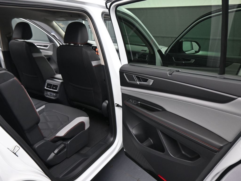 2026 Volkswagen Atlas 2.0T Peak Edition