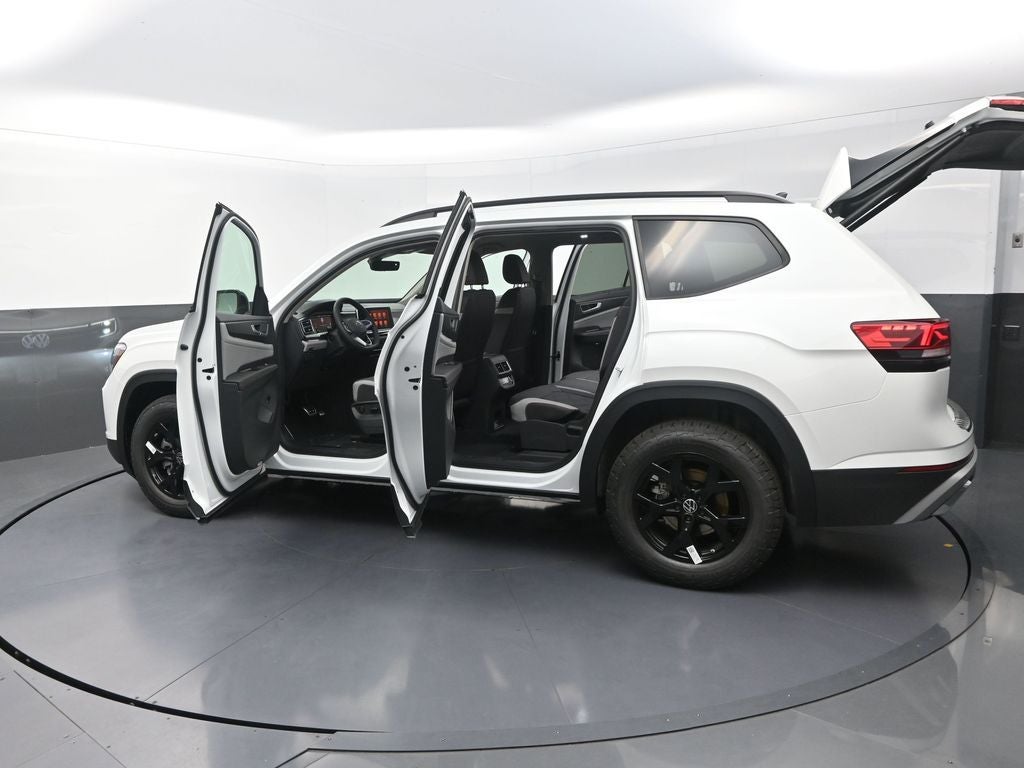 2026 Volkswagen Atlas 2.0T Peak Edition
