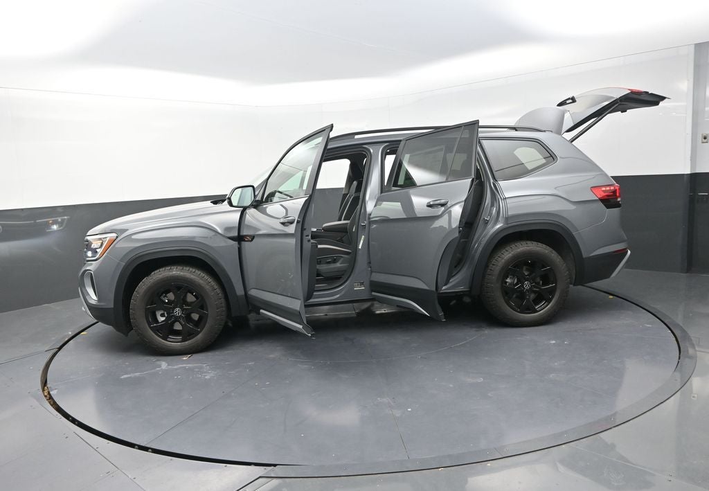 2026 Volkswagen Atlas 2.0T Peak Edition