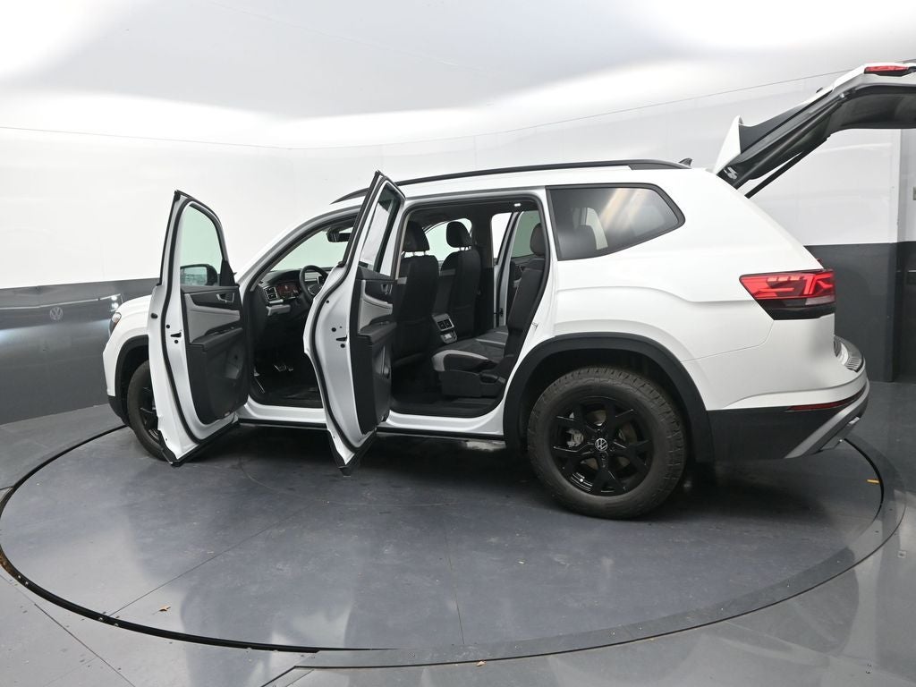 2026 Volkswagen Atlas 2.0T Peak Edition