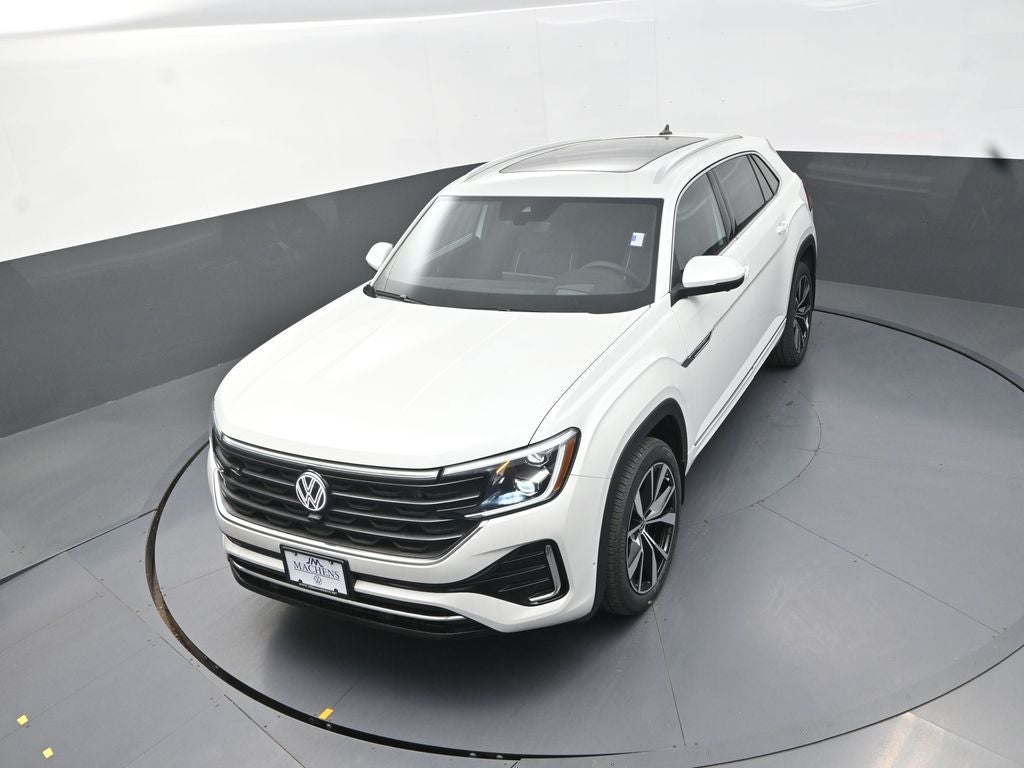 2026 Volkswagen Atlas Cross Sport 2.0T SEL Premium R-Line