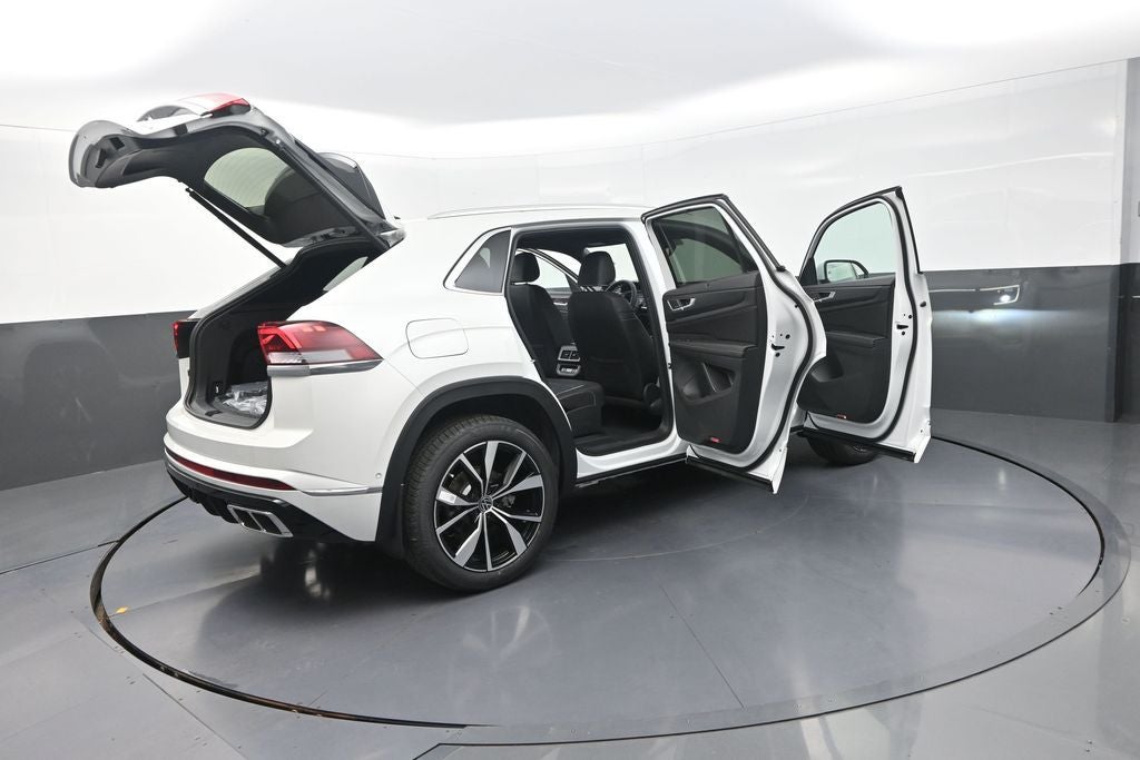 2026 Volkswagen Atlas Cross Sport 2.0T SEL Premium R-Line