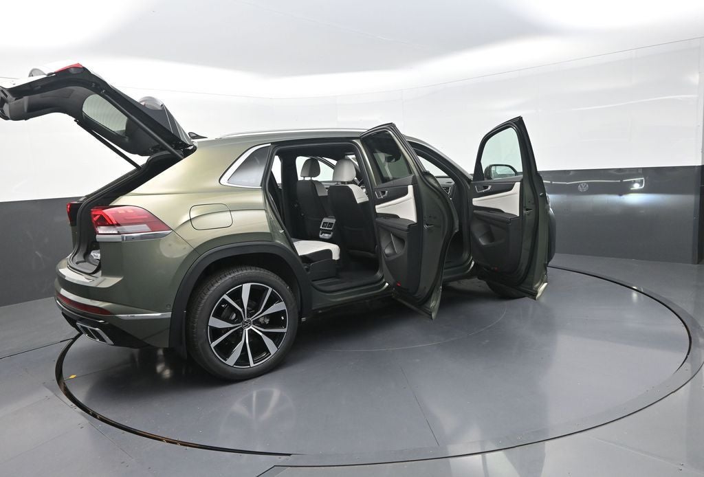 2026 Volkswagen Atlas Cross Sport 2.0T SEL Premium R-Line