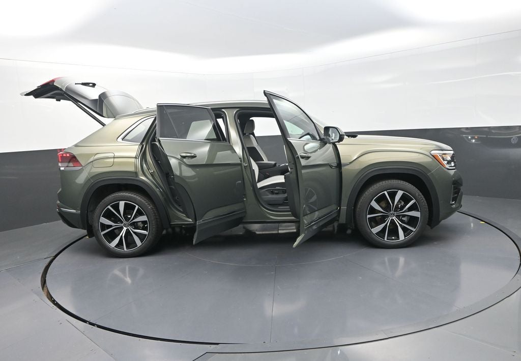 2026 Volkswagen Atlas Cross Sport 2.0T SEL Premium R-Line