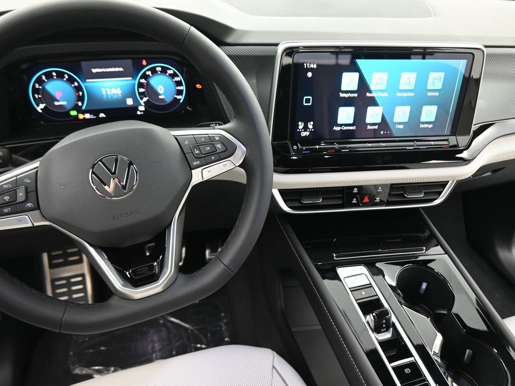 2026 Volkswagen Atlas Cross Sport 2.0T SEL Premium R-Line