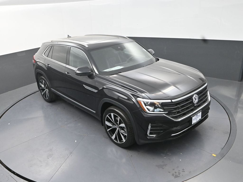 2026 Volkswagen Atlas Cross Sport 2.0T SEL Premium R-Line
