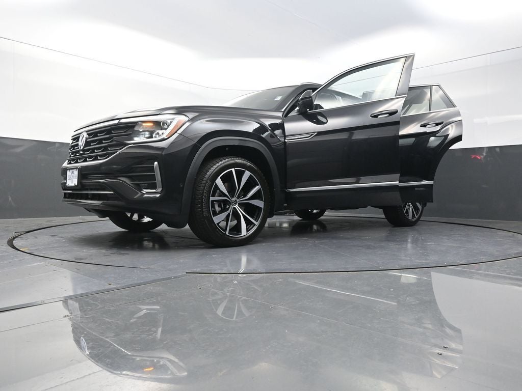 2026 Volkswagen Atlas Cross Sport 2.0T SEL Premium R-Line