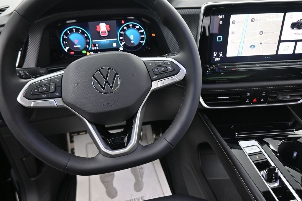 2026 Volkswagen Atlas Cross Sport 2.0T SEL Premium R-Line
