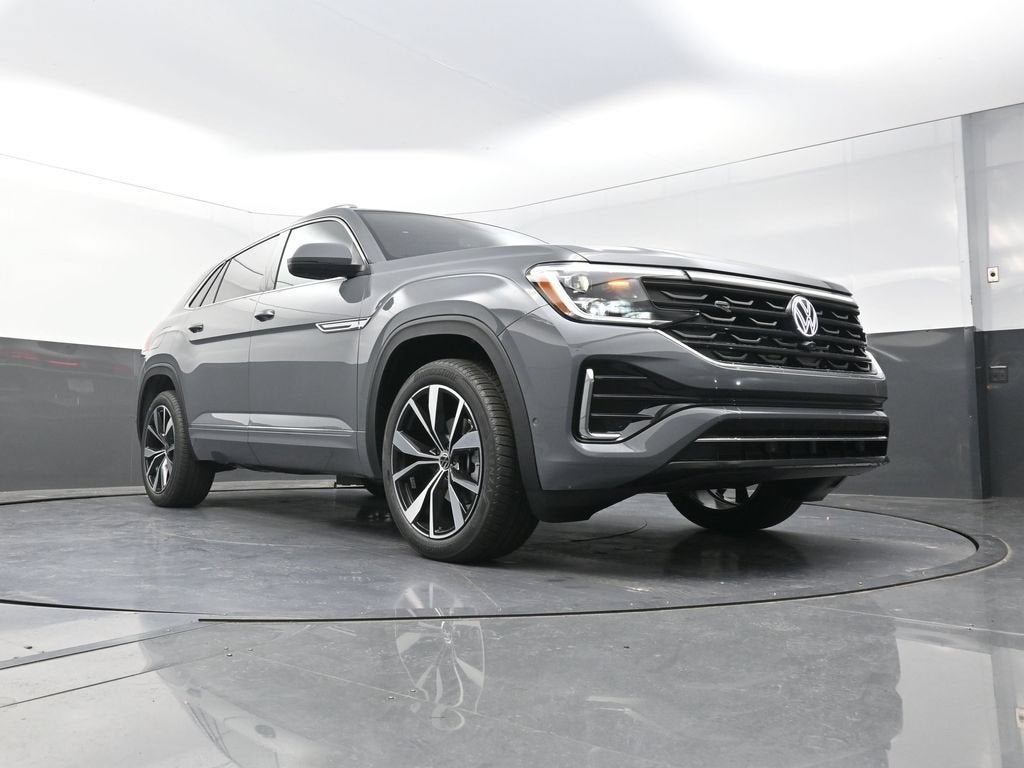 2026 Volkswagen Atlas Cross Sport SEL Premium R-Line