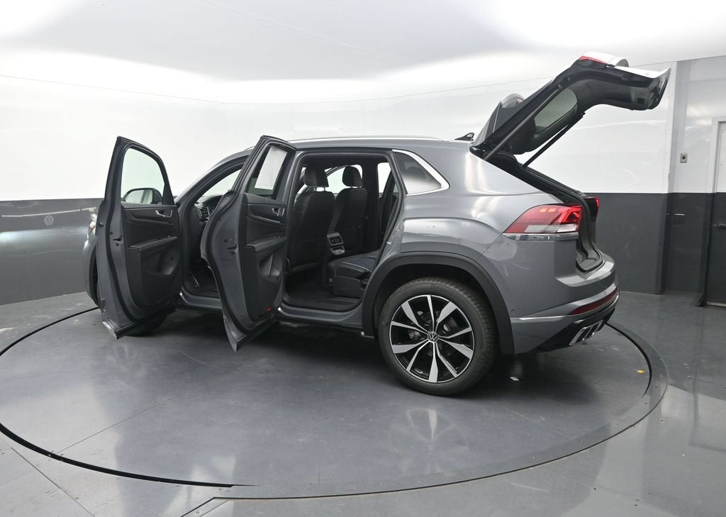 2026 Volkswagen Atlas Cross Sport SEL Premium R-Line