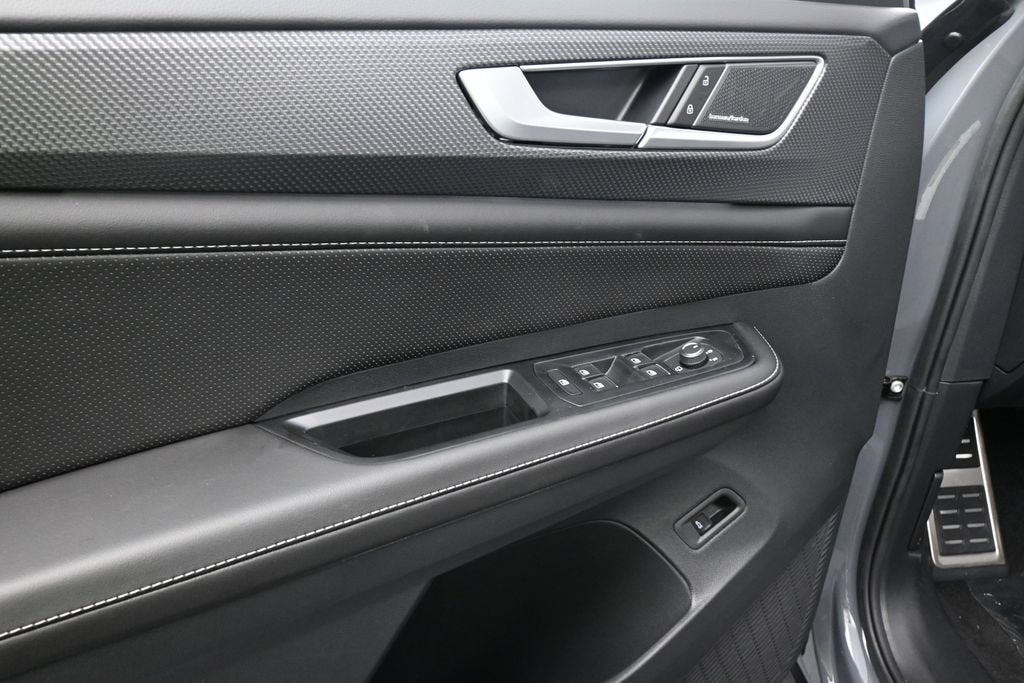 2026 Volkswagen Atlas Cross Sport SEL Premium R-Line