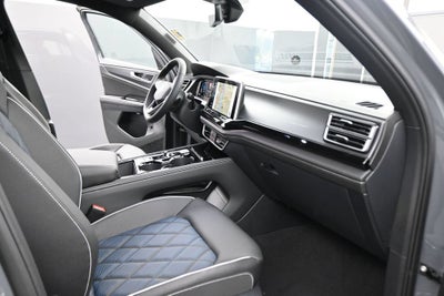 2026 Volkswagen Atlas Cross Sport SEL Premium R-Line