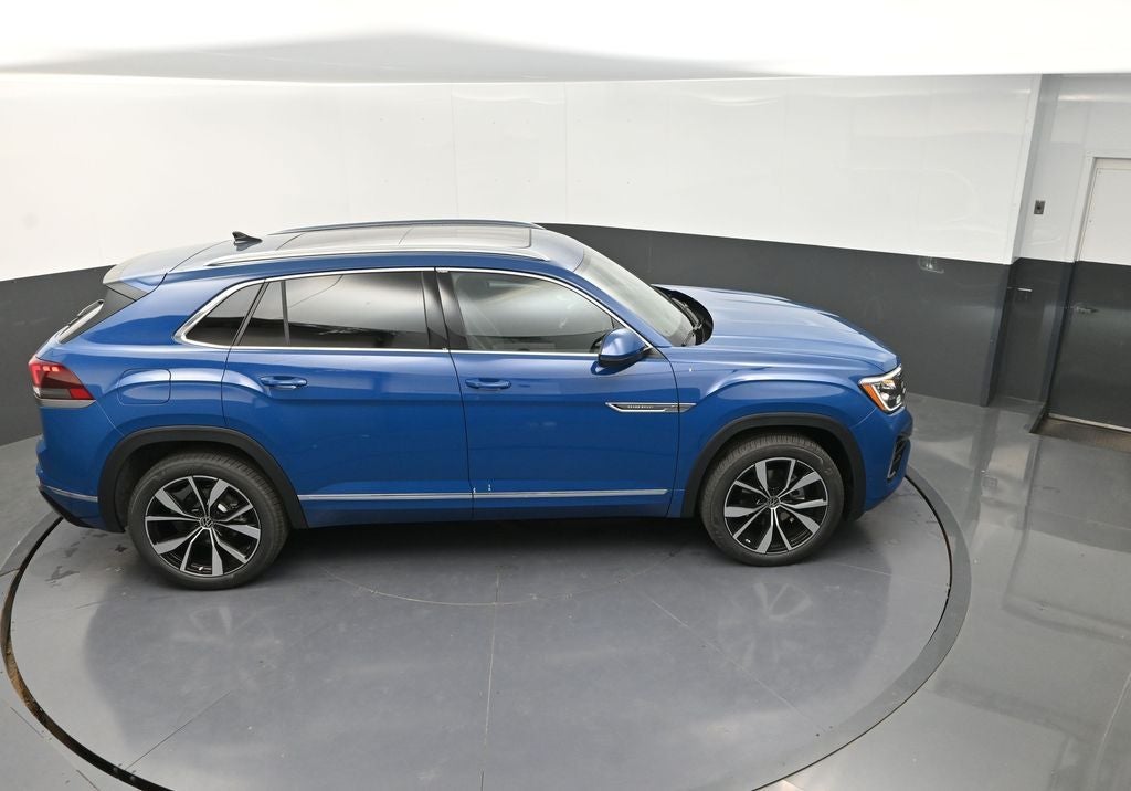 2025 Volkswagen Atlas Cross Sport 2.0T SEL Premium R-Line