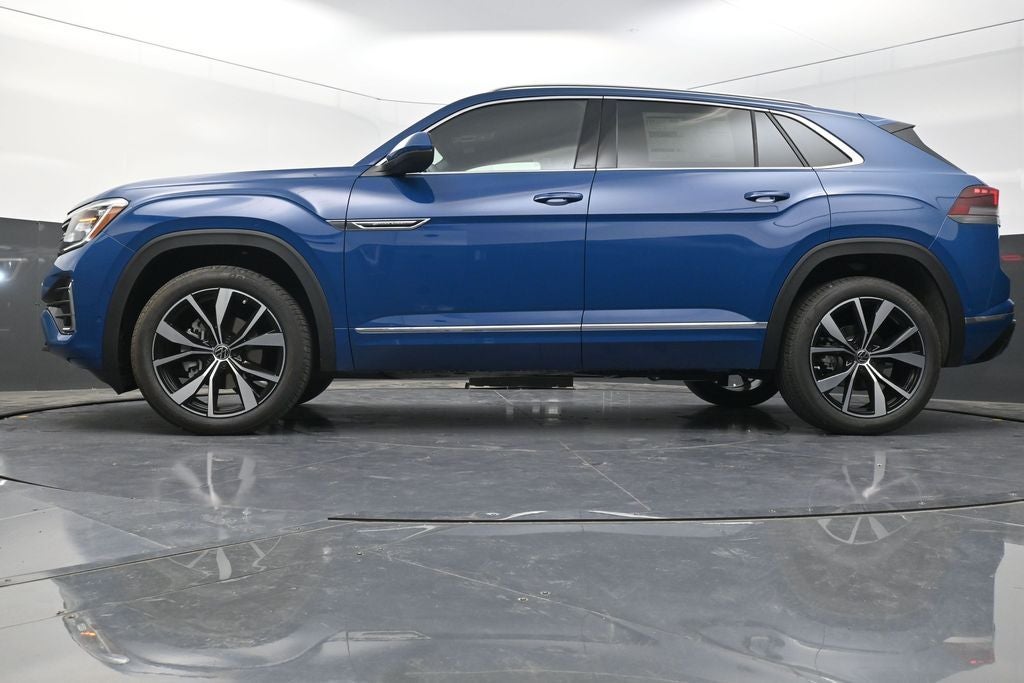 2025 Volkswagen Atlas Cross Sport 2.0T SEL Premium R-Line