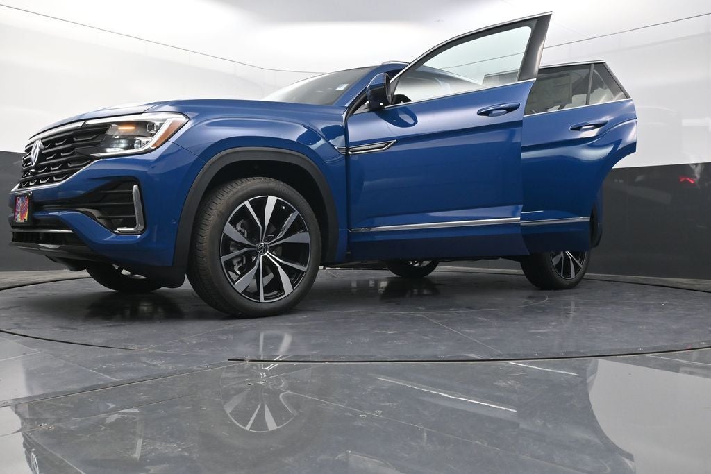2025 Volkswagen Atlas Cross Sport 2.0T SEL Premium R-Line