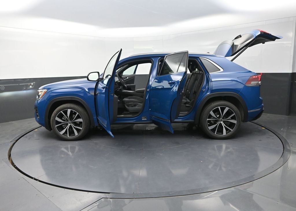 2025 Volkswagen Atlas Cross Sport 2.0T SEL Premium R-Line