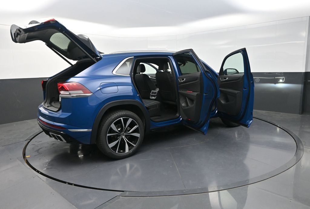 2025 Volkswagen Atlas Cross Sport 2.0T SEL Premium R-Line