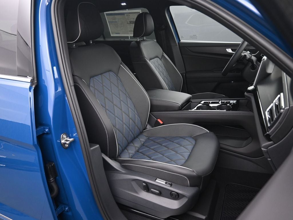 2025 Volkswagen Atlas Cross Sport 2.0T SEL Premium R-Line