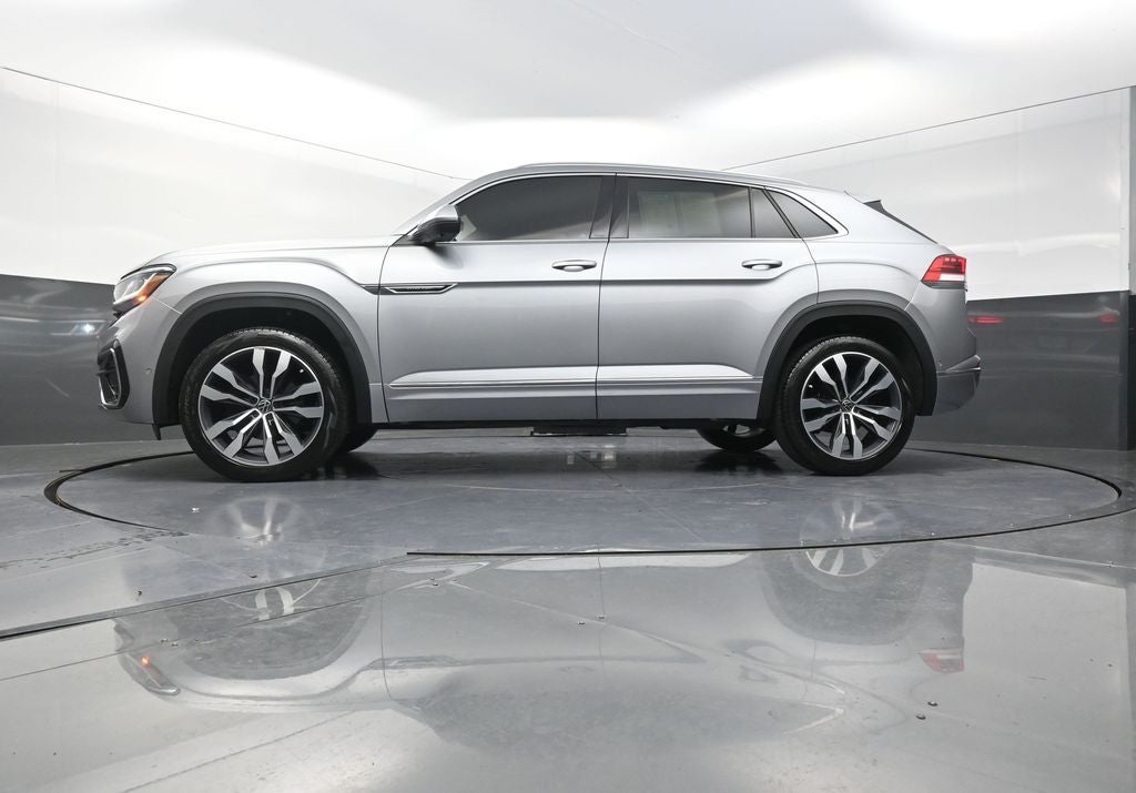 2023 Volkswagen Atlas Cross Sport 3.6L V6 SEL Premium R-Line