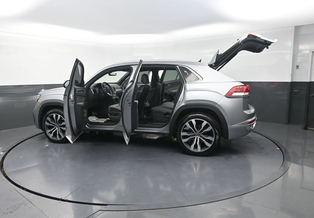 2023 Volkswagen Atlas Cross Sport 3.6L V6 SEL Premium R-Line