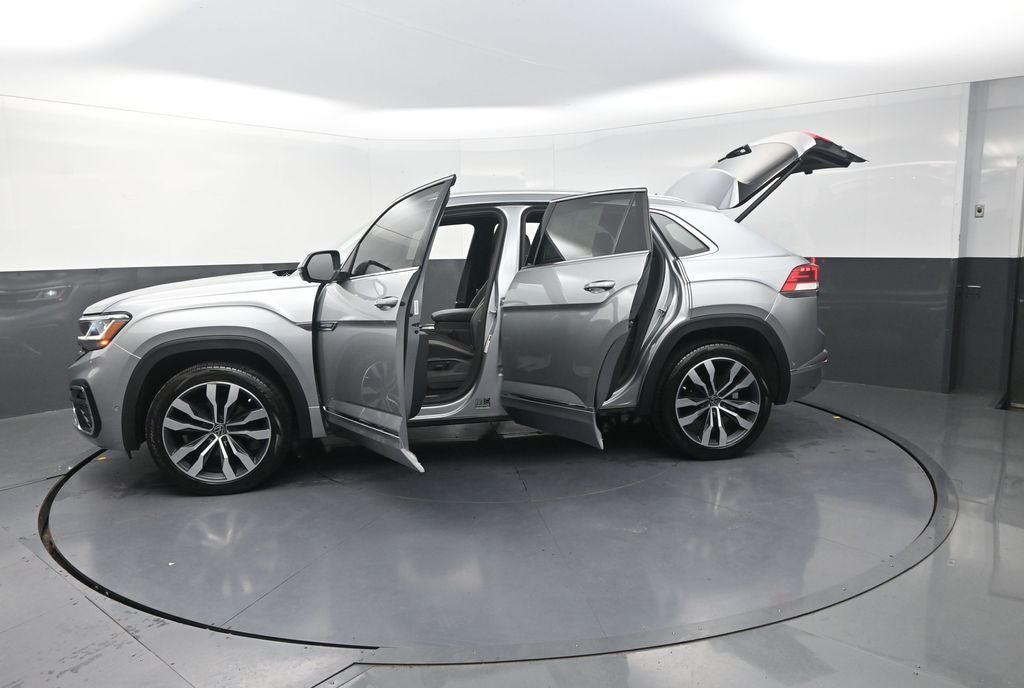 2023 Volkswagen Atlas Cross Sport 3.6L V6 SEL Premium R-Line