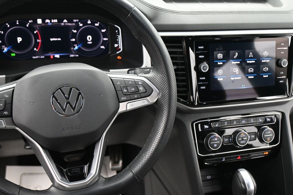 2023 Volkswagen Atlas Cross Sport 3.6L V6 SEL Premium R-Line