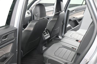 2023 Volkswagen Atlas Cross Sport 3.6L V6 SEL Premium R-Line
