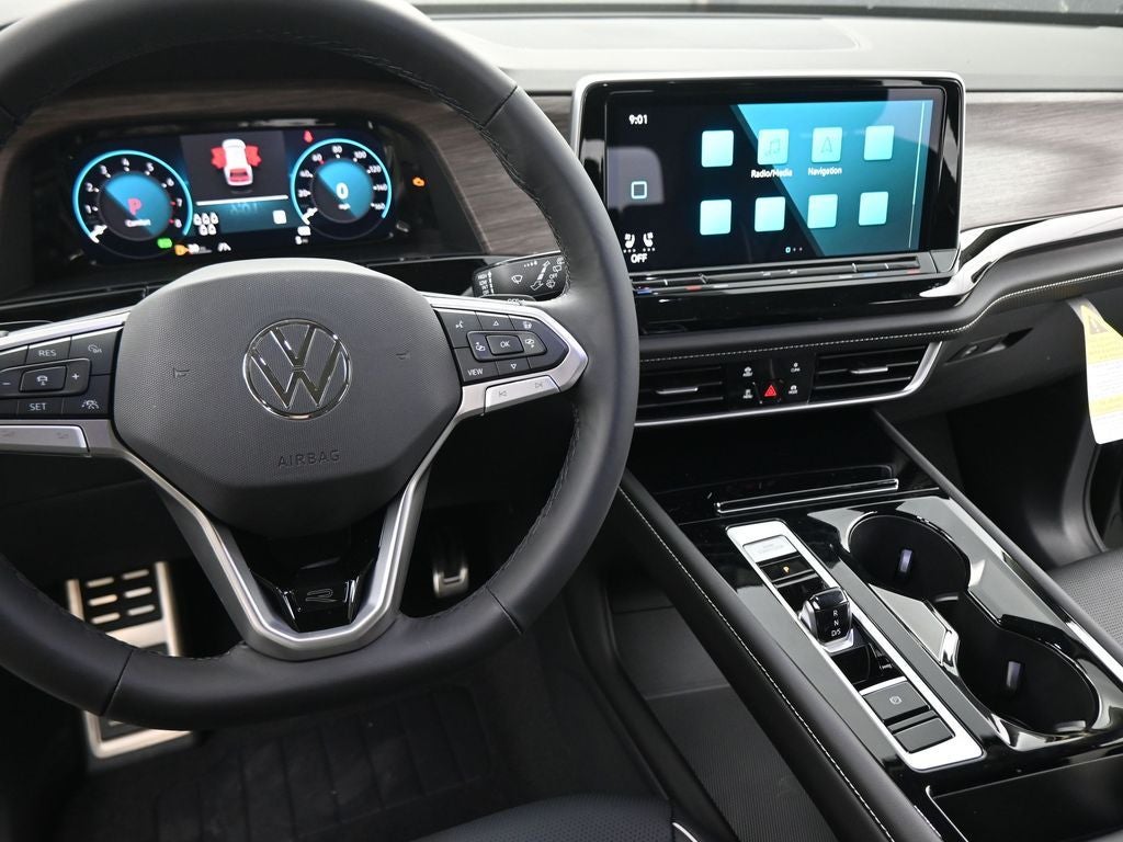 2026 Volkswagen Atlas 2.0T SEL Premium R-Line