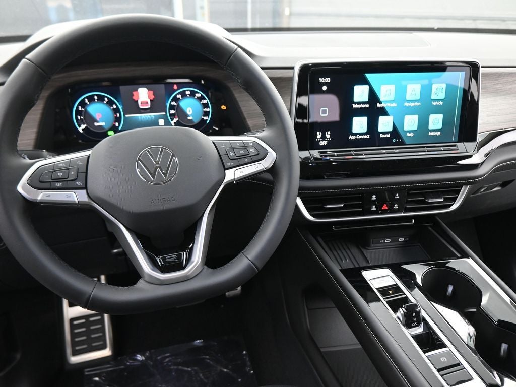 2026 Volkswagen Atlas 2.0T SEL Premium R-Line
