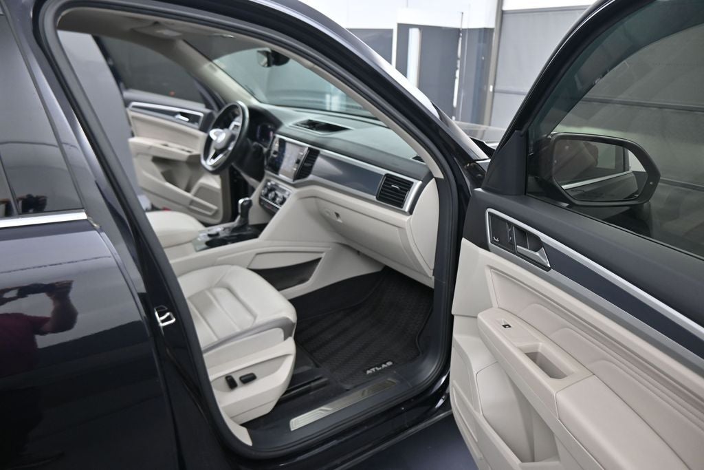 2023 Volkswagen Atlas 3.6L V6 SEL Premium R-Line